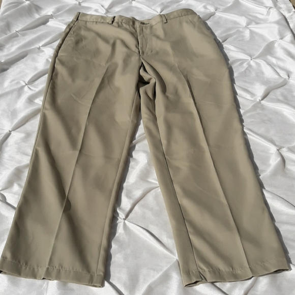 Tommy Hilfiger 38x30 Traveler Micro Tech Tan Pants - Picture 3 of 16